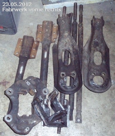 120523_Fahrwerk vorne rechts_5