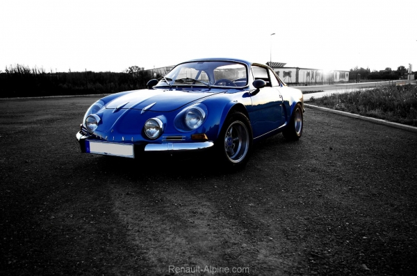 A 110  black+blue